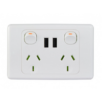 Trader Cougar 2G PowerPoint 10A 250V USB Charger