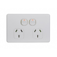 Trader Flat Cat 2G Power Point 15A 250V